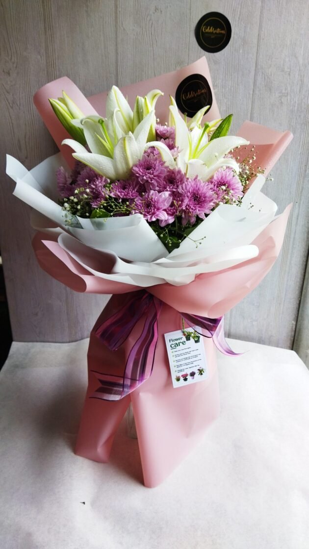 Mauve and White Flower Bunch