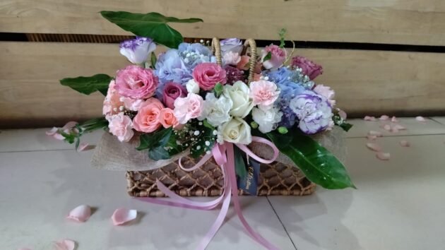 Pestel Garden of Flowers