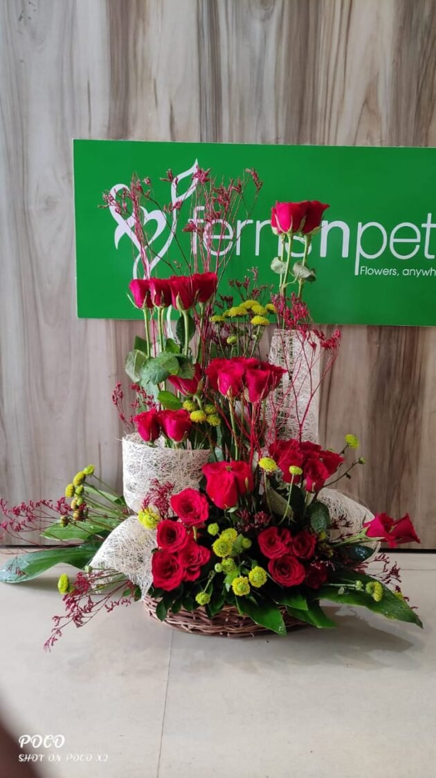 Red Roses Basket