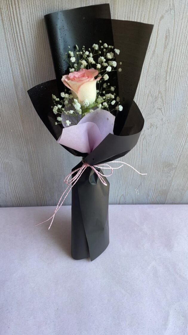 Single Rose Bouquet