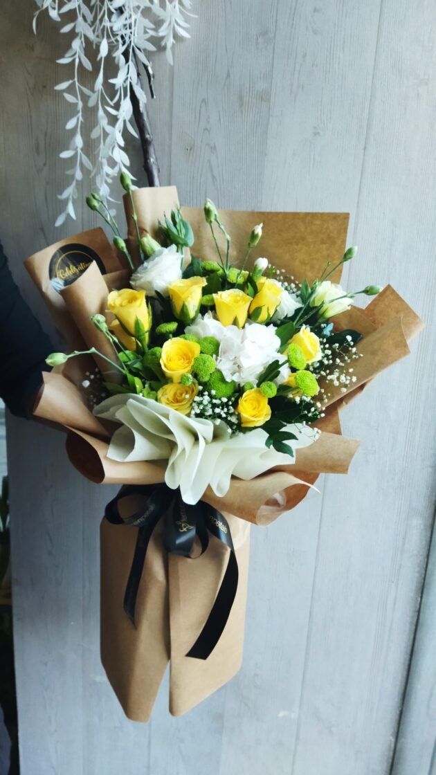 Sunlight Roses with Mix Flowers