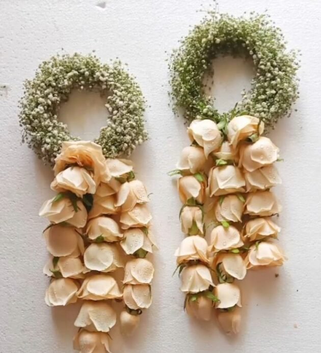 Hathphool for bride on the day of her mehendi