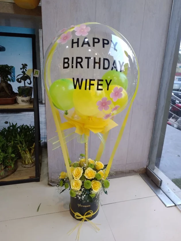 Custom balloon for wifey