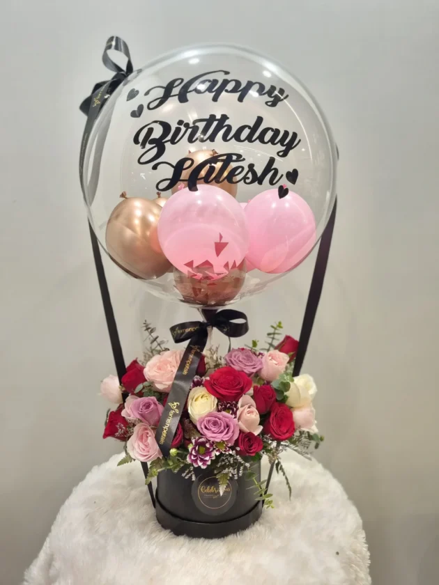 Fresh flower arrangments with customized balloon