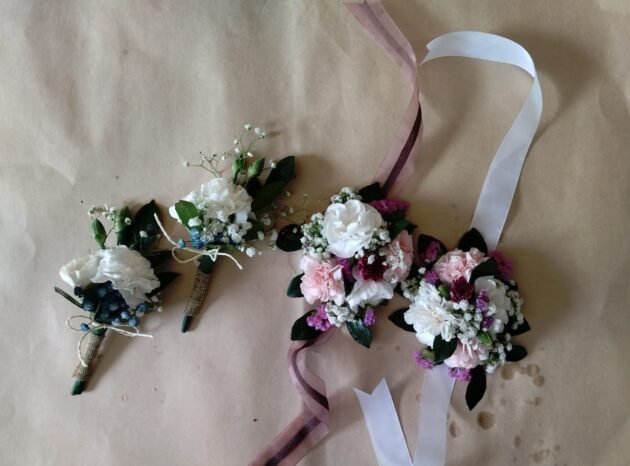 Fresh flowers brooch n bracelet