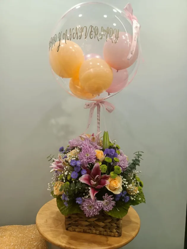 Pastel balloon with floral