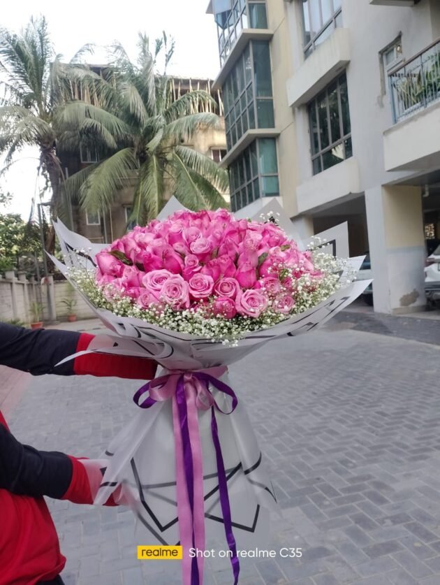 purple roses handtied bunch