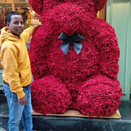6 ft red rose teddy