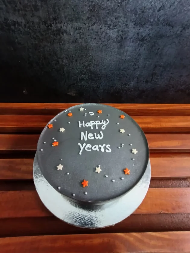 Minimalist cake 1
