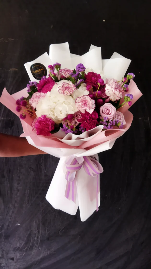 batch_white n purple handtied florals