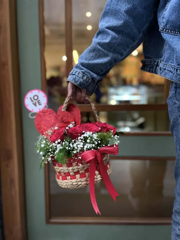 Love Red Rose Hamper