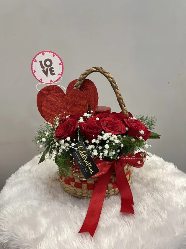 Red Rose Hamper