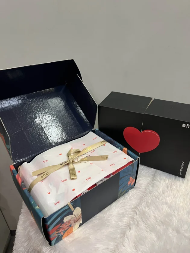 Surprise Valentine Box - Image 2