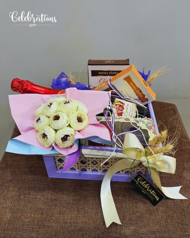 forget me not hamper