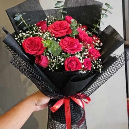 Midnight Romance Rose Bouquet