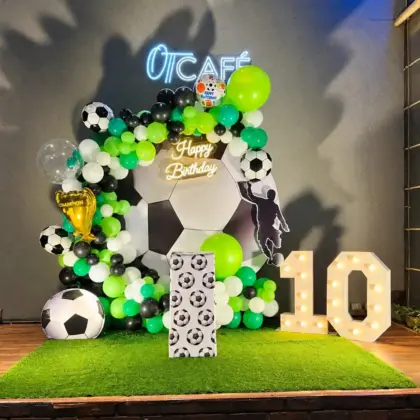 Perfect Ten Football Birthday Decor