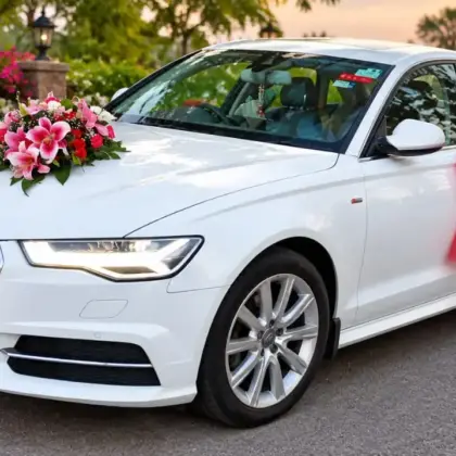 Red Bow Wedding Car Decor