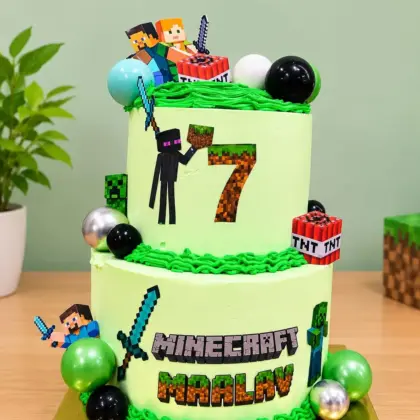 The Mine & Craft Masterpiece Cake